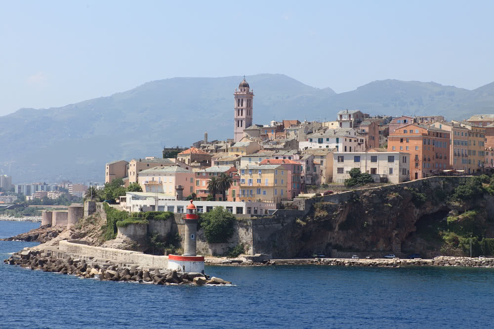 Bastia, Hafen von der Fähre aus gesehen